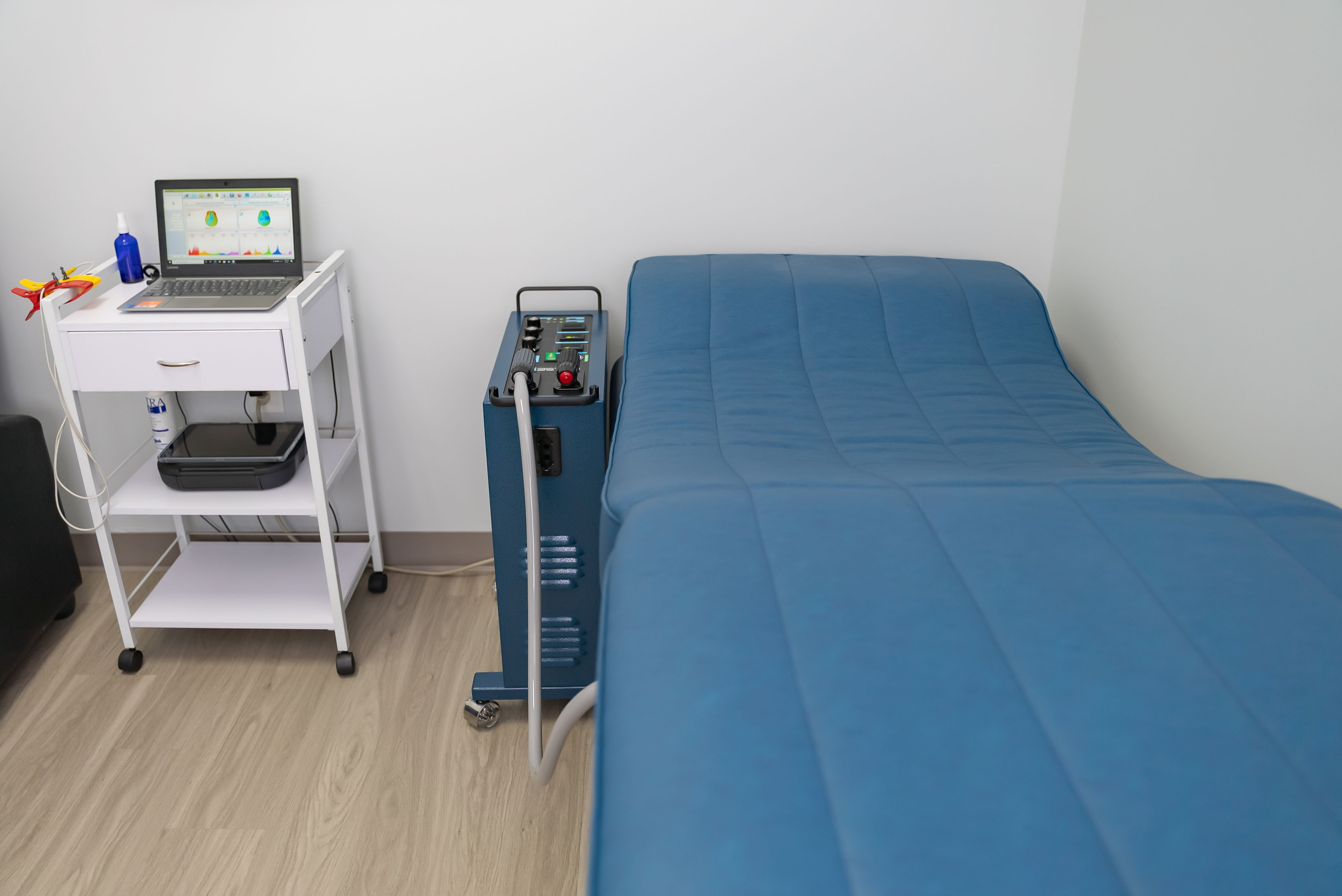 PEMF Physical Therapy Pulsed Field NeuPTtech